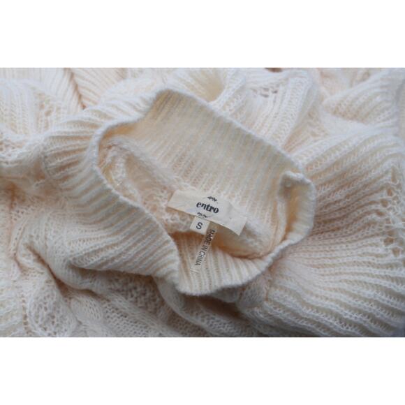 ENTRO Cream Ivory Ruffle Knit Sweater Women’s Size S Soft Pullover Cozy Top - Picture 11 of 11